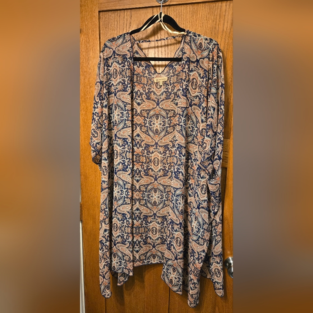 Democracy Blue and Tan Paisley Kimono XL
